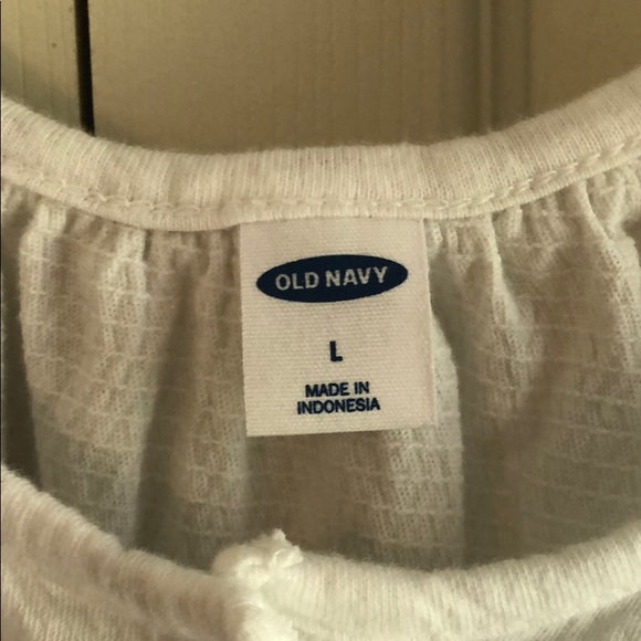 Old Navy Top - Picture 2 of 2